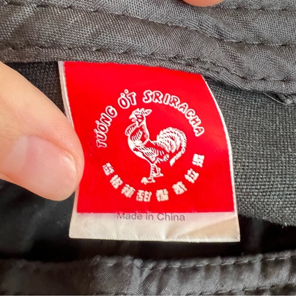 Huy Fong SRIRACHA Official Hot Sauce Black Cotton Adjustable Baseball Cap Hat OS - Picture 3 of 8